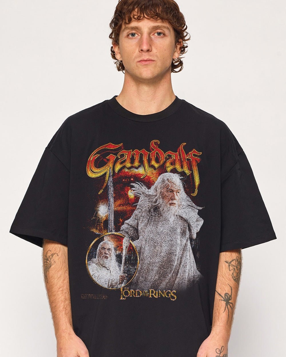 Gandalf the White Oversized T-Shirt - Lord of the Rings Graphic Tee Unisex White